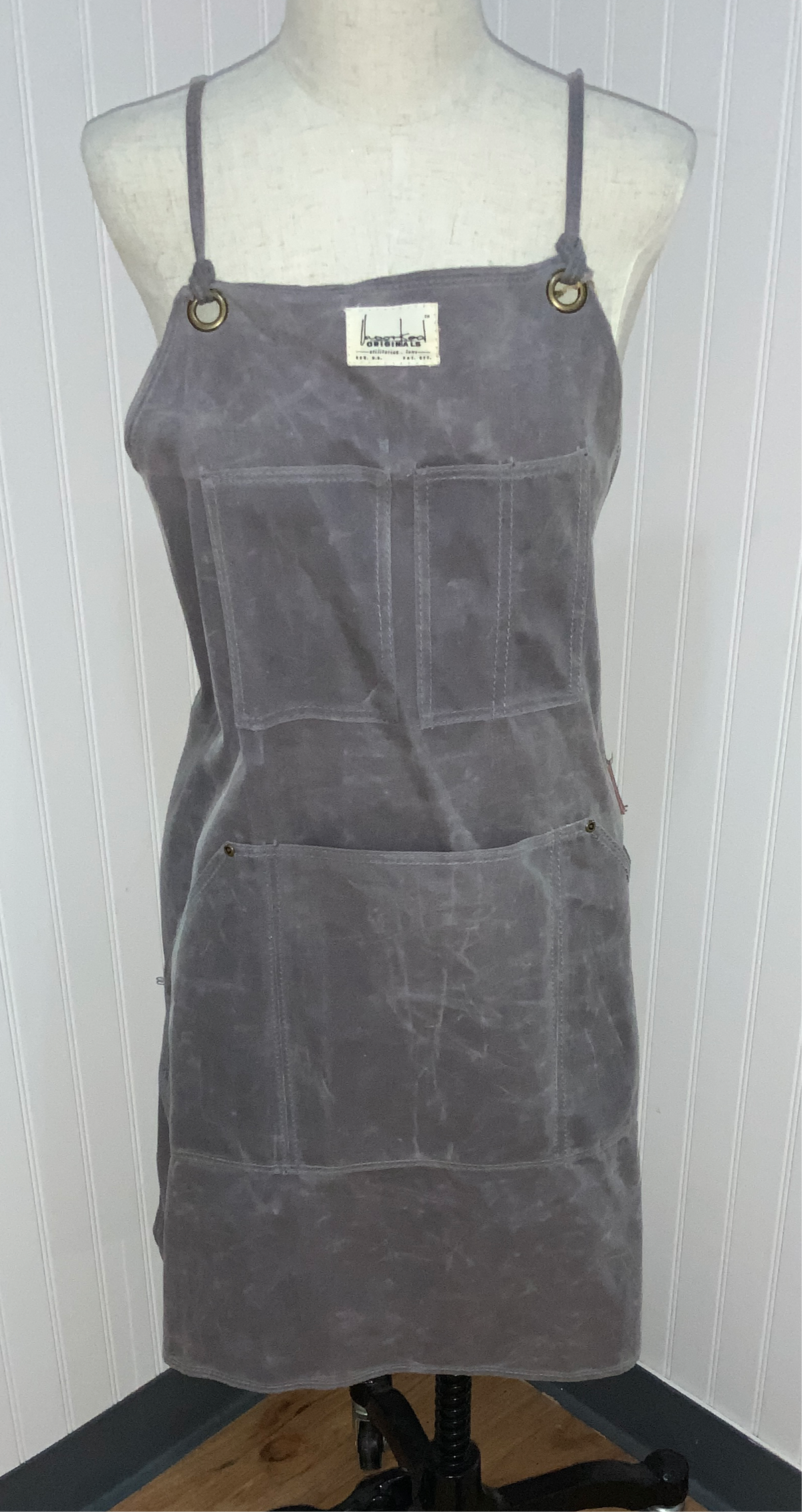Uncorked Apron Grey