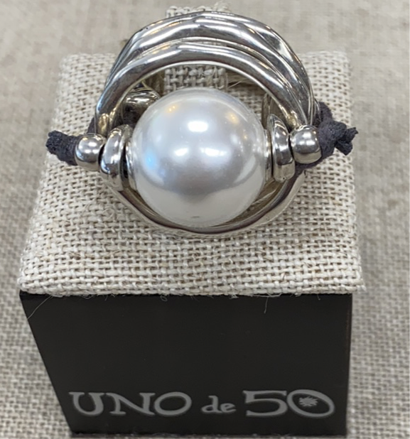 UNOde50 Ring A Pearl of Wisdom