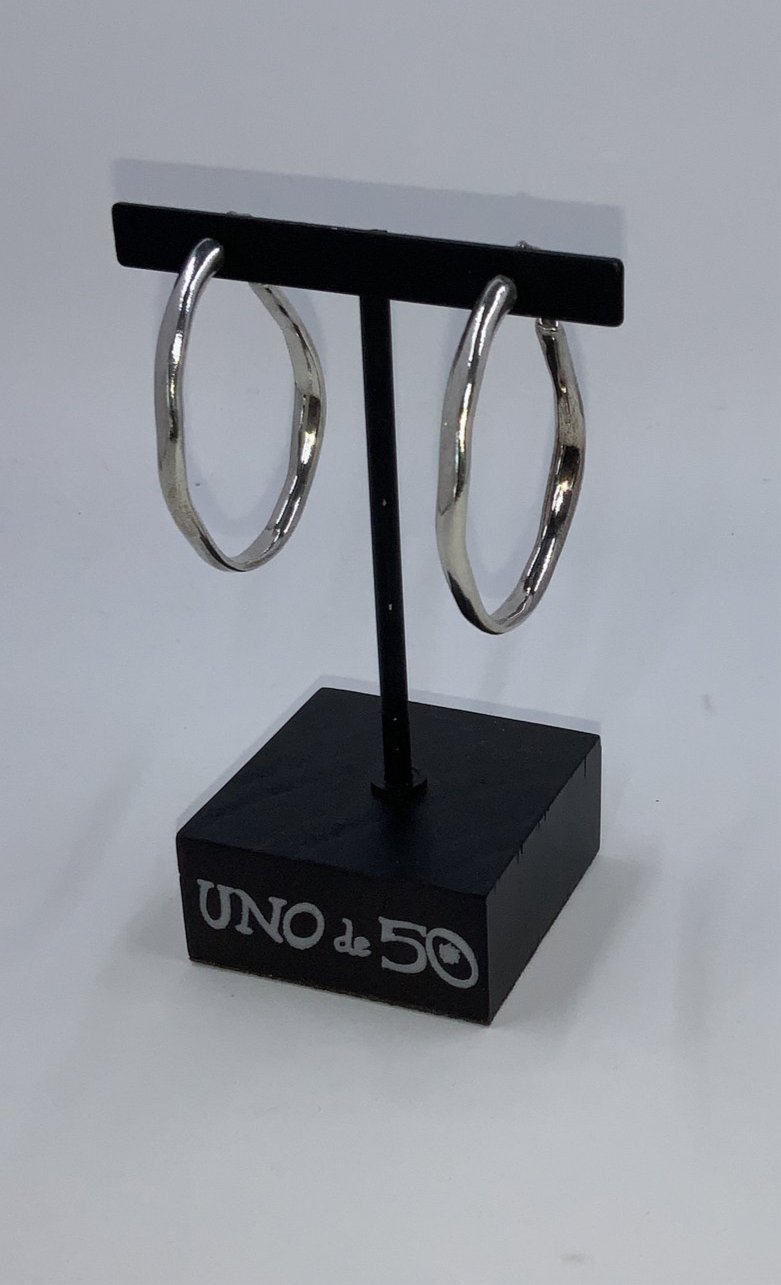 UNO Metal Earrings PEN0419